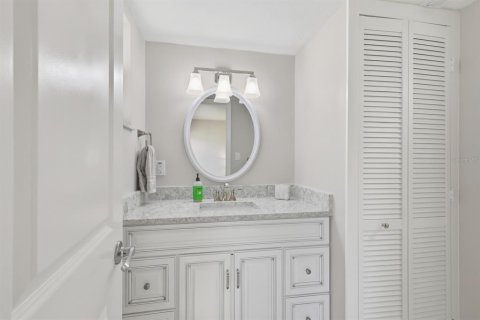 Copropriété à vendre à Longboat Key, Floride: 2 chambres, 107.02 m2 № 2166109 - photo 20