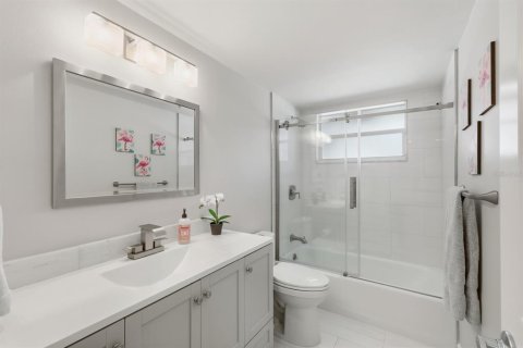 Copropriété à vendre à Longboat Key, Floride: 2 chambres, 107.02 m2 № 2166109 - photo 24