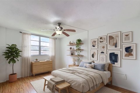 Condominio en venta en North Miami Beach, Florida, 2 dormitorios, 108.32 m2 № 2076662 - foto 14