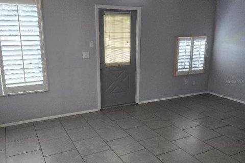 House in Parrish, Florida 2 bedrooms, 74.79 sq.m. № 2235638 - photo 3