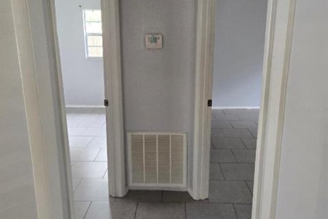 House in Parrish, Florida 2 bedrooms, 74.79 sq.m. № 2235638 - photo 13