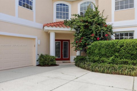 Casa en venta en Sarasota, Florida, 5 dormitorios, 363.43 m2 № 2069727 - foto 3