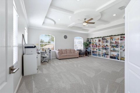 Casa en venta en Sarasota, Florida, 5 dormitorios, 363.43 m2 № 2069727 - foto 18