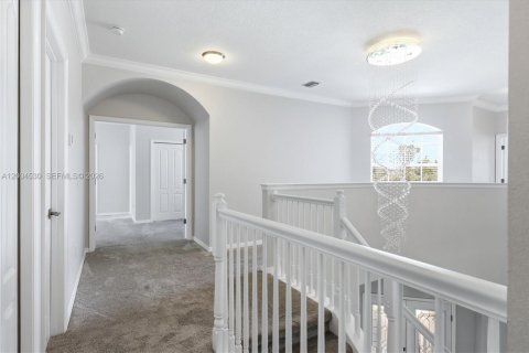 Casa en venta en Sarasota, Florida, 5 dormitorios, 363.43 m2 № 2069727 - foto 19