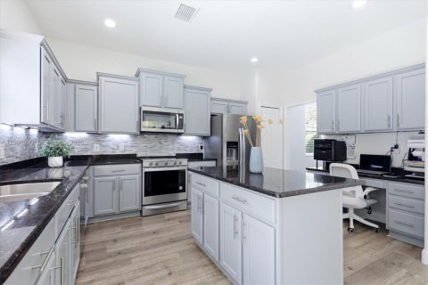 Casa en venta en Sarasota, Florida, 5 dormitorios, 363.43 m2 № 2069727 - foto 17