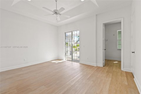Townhouse in Juno Beach, Florida 3 bedrooms, 171.03 sq.m. № 2048925 - photo 24