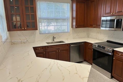 Townhouse in Juno Beach, Florida 3 bedrooms, 171.03 sq.m. № 2048925 - photo 14