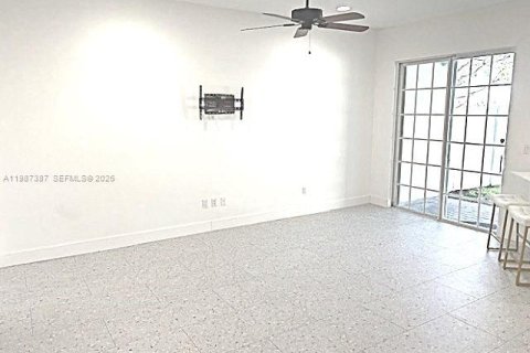 Townhouse in Juno Beach, Florida 3 bedrooms, 171.03 sq.m. № 2048925 - photo 10