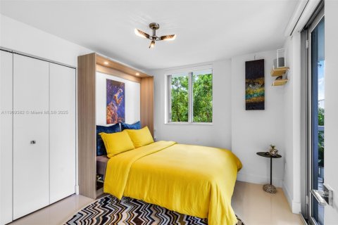 Condominio en venta en Bay Harbor Islands, Florida, 3 dormitorios, 127.83 m2 № 1965144 - foto 15