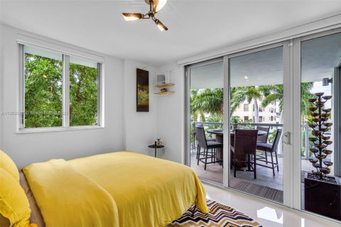 Condominio en venta en Bay Harbor Islands, Florida, 3 dormitorios, 127.83 m2 № 1965144 - foto 16