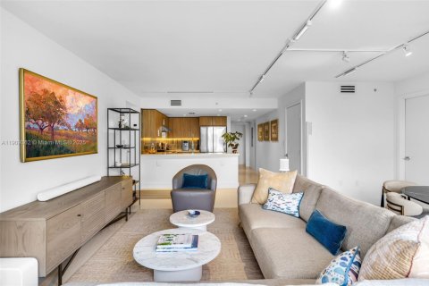 Condominio en venta en Bay Harbor Islands, Florida, 3 dormitorios, 127.83 m2 № 1965144 - foto 6