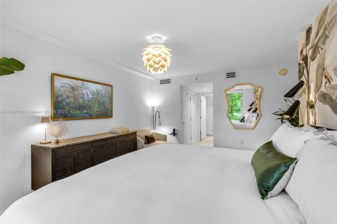 Condominio en venta en Bay Harbor Islands, Florida, 3 dormitorios, 127.83 m2 № 1965144 - foto 22