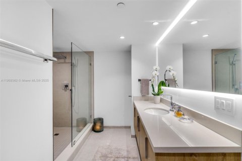 Condominio en venta en Bay Harbor Islands, Florida, 3 dormitorios, 127.83 m2 № 1965144 - foto 24