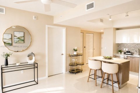Copropriété à louer à Doral, Floride: 1 chambre, 71.44 m2 № 2154219 - photo 5