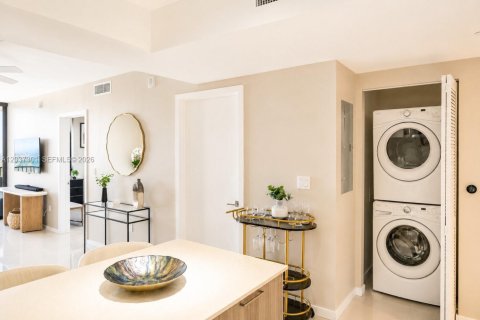 Copropriété à louer à Doral, Floride: 1 chambre, 71.44 m2 № 2154219 - photo 11