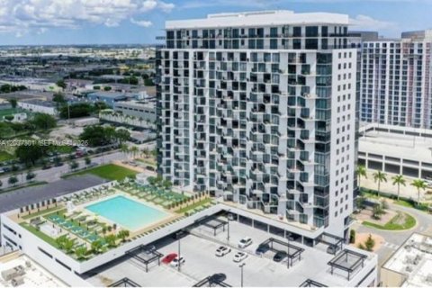 Condo à Doral, Floride, 1 chambre  № 2154219