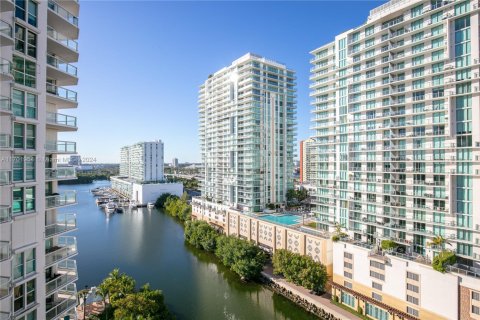 Copropriété à vendre à Sunny Isles Beach, Floride: 3 chambres, 199.18 m2 № 2061136 - photo 14