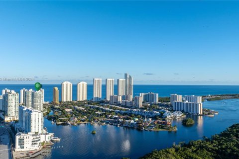 Copropriété à vendre à Sunny Isles Beach, Floride: 3 chambres, 199.18 m2 № 2061136 - photo 2