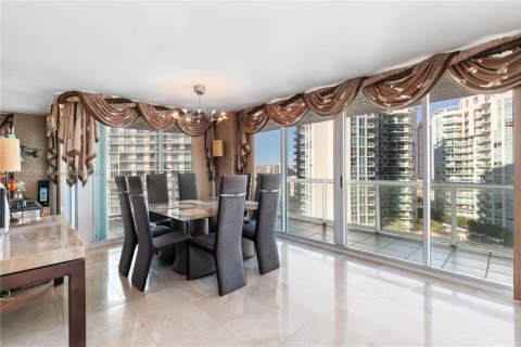 Copropriété à vendre à Sunny Isles Beach, Floride: 3 chambres, 199.18 m2 № 2061136 - photo 8