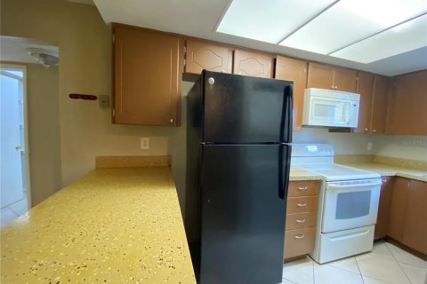 Copropriété à louer à Altamonte Springs, Floride: 2 chambres, 100.52 m2 № 2143822 - photo 7