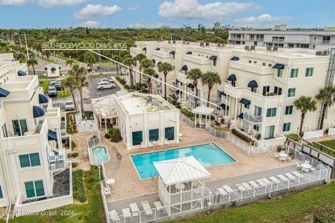 Condo in Cape Canaveral, Florida, 1 bedroom  № 1366262 - photo 2