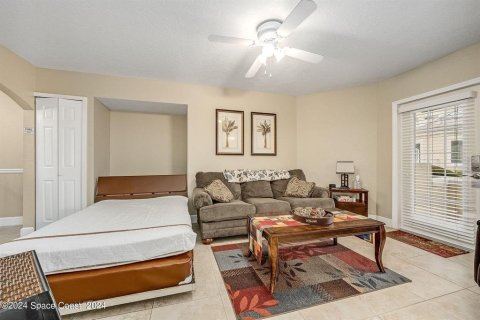 Condo in Cape Canaveral, Florida, 1 bedroom  № 1366262 - photo 9