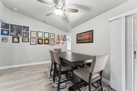 Casa en venta en Cape Coral, Florida, 4 dormitorios, 208.29 m2 № 1567613 - foto 14