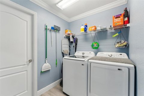 Casa en venta en Cape Coral, Florida, 4 dormitorios, 208.29 m2 № 1567613 - foto 29
