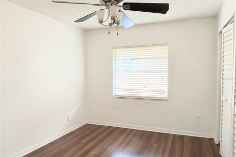Condo in Tampa, Florida, 2 bedrooms № 2120377 - photo 6