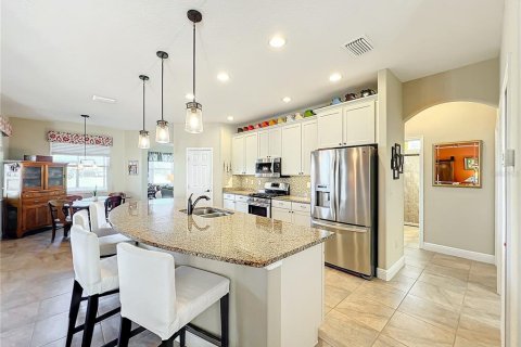 House in Leesburg, Florida 3 bedrooms, 207.73 sq.m. № 1529800 - photo 23