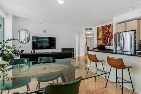 Condo in Miami, Florida, 2 bedrooms № 2068501 - photo 14