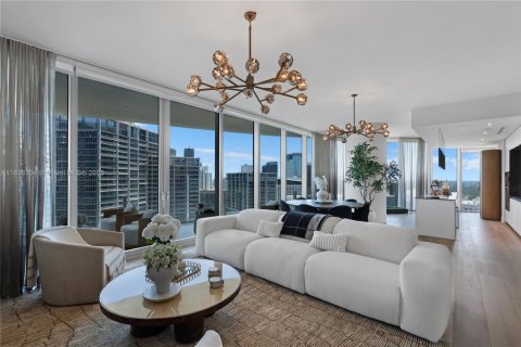 Condo in Miami, Florida, 3 bedrooms  № 1825857 - photo 10