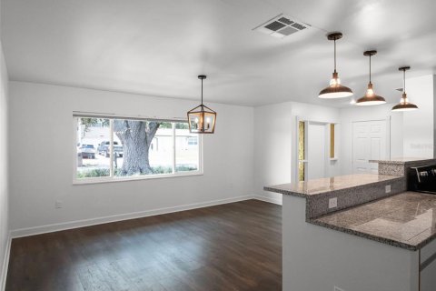 Casa en venta en Ocoee, Florida, 3 dormitorios, 144 m2 № 1916448 - foto 8
