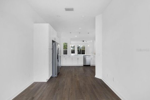 Villa ou maison à vendre à Orlando, Floride: 3 chambres, 165.92 m2 № 2406287 - photo 9