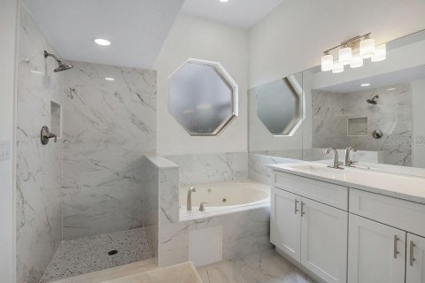 Villa ou maison à vendre à Orlando, Floride: 3 chambres, 165.92 m2 № 2406287 - photo 13