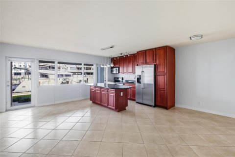 Condo in Fort Lauderdale, Florida, 1 bedroom № 2083568 - photo 15