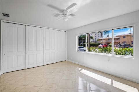 Condo in Fort Lauderdale, Florida, 1 bedroom № 2083568 - photo 25