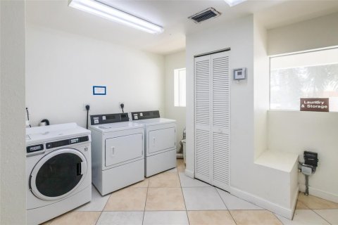 Condo in Fort Lauderdale, Florida, 1 bedroom № 2083568 - photo 30