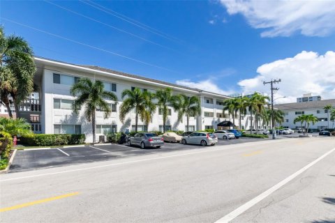 Condo in Fort Lauderdale, Florida, 1 bedroom  № 2083568