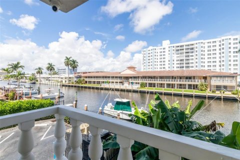 Condo in Fort Lauderdale, Florida, 1 bedroom № 2083568 - photo 29