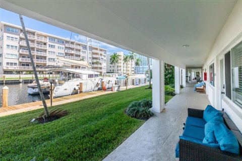 Condo in Fort Lauderdale, Florida, 1 bedroom № 2083568 - photo 10