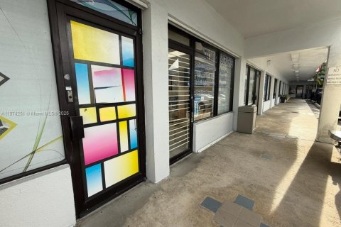 Immobilier commercial à vendre à Miami, Floride № 2013401 - photo 5