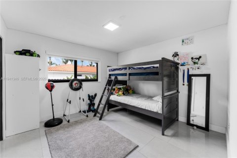Villa ou maison à louer à Miami, Floride: 5 chambres, 203.55 m2 № 2001294 - photo 18