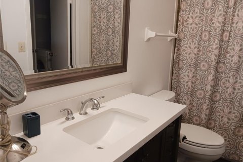 Condominio en alquiler en Tampa, Florida, 2 dormitorios, 141.21 m2 № 1904909 - foto 12