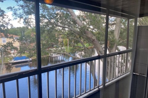 Condominio en alquiler en Tampa, Florida, 2 dormitorios, 141.21 m2 № 1904909 - foto 4
