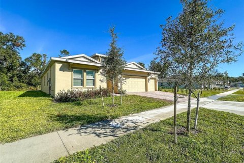 Casa en alquiler en Apopka, Florida, 4 dormitorios, 241.27 m2 № 1918751 - foto 3