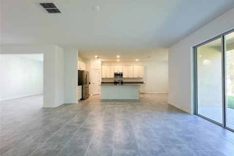 Casa en alquiler en Apopka, Florida, 4 dormitorios, 241.27 m2 № 1918751 - foto 20
