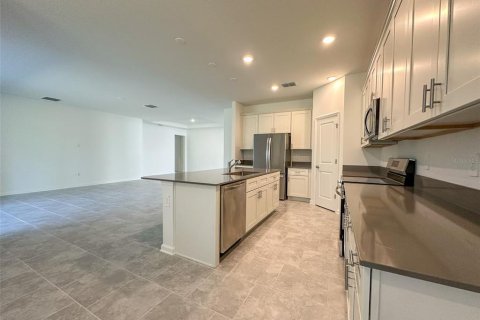 Casa en alquiler en Apopka, Florida, 4 dormitorios, 241.27 m2 № 1918751 - foto 8