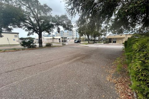 Land in Saint Petersburg, Florida № 1403708 - photo 10