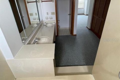 Condominio en alquiler en Orlando, Florida, 3 dormitorios, 139.35 m2 № 1542330 - foto 6